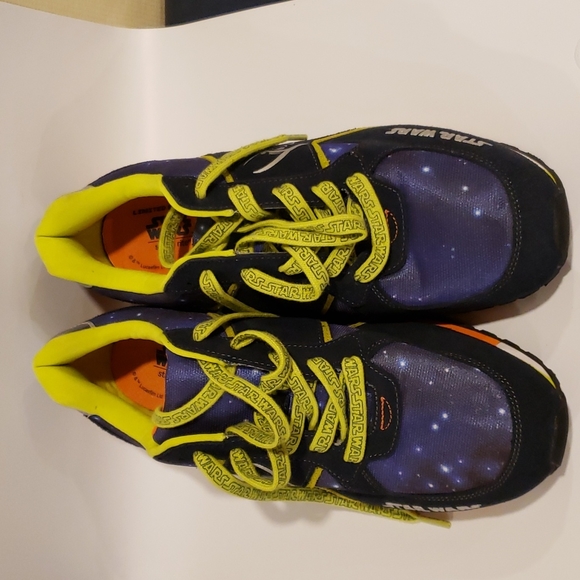 Men's Limited Edition Star Wars Sneakers. Size 12 U.S. Never Worn. - Picture 2 of 6